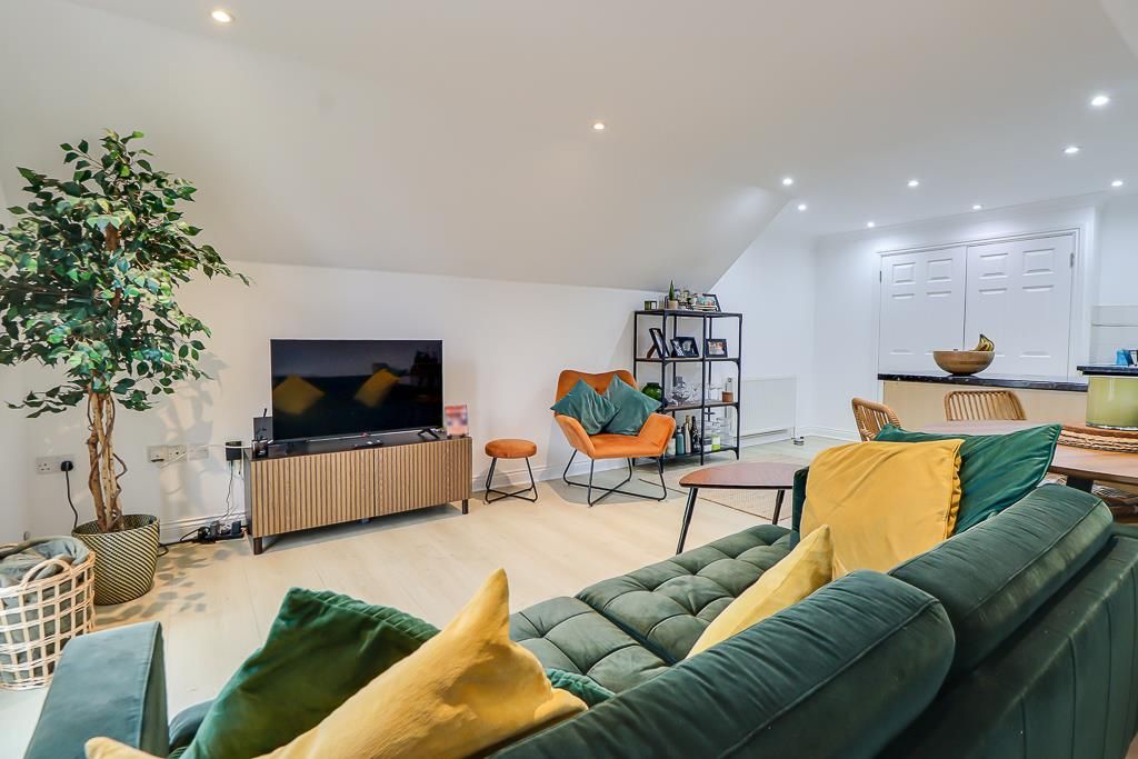 Property photo 2 of 20 Open Plan Living