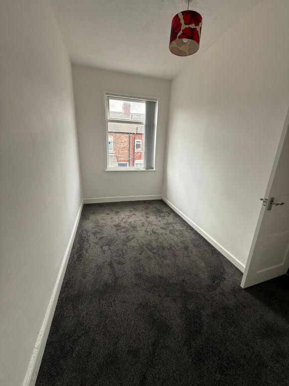 Property photo 3 of 9 2