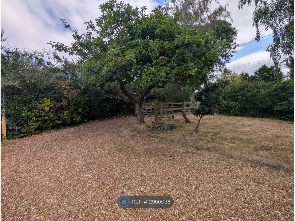 Property photo 3 of 23
