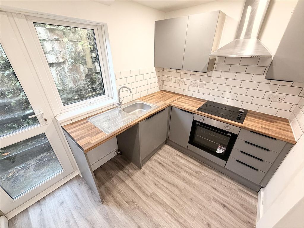 Property photo 1 of 9 Tempimagenrb0Re.Jpg