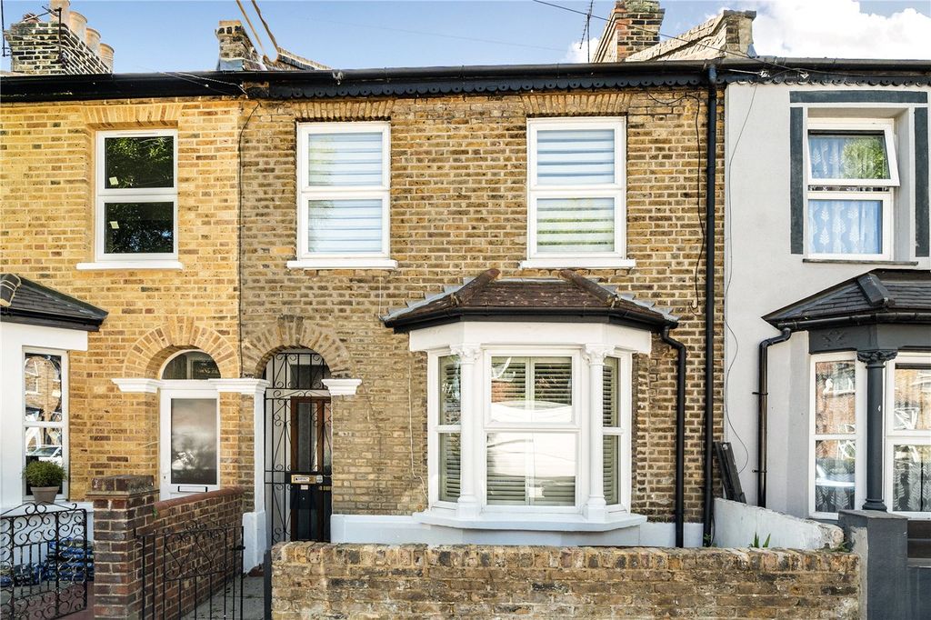 Property photo 2 of 16 Picture No. 04