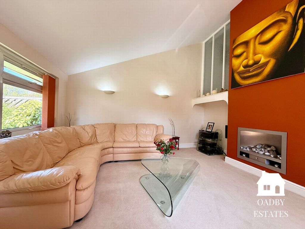 Property photo 3 of 13 Photo 4