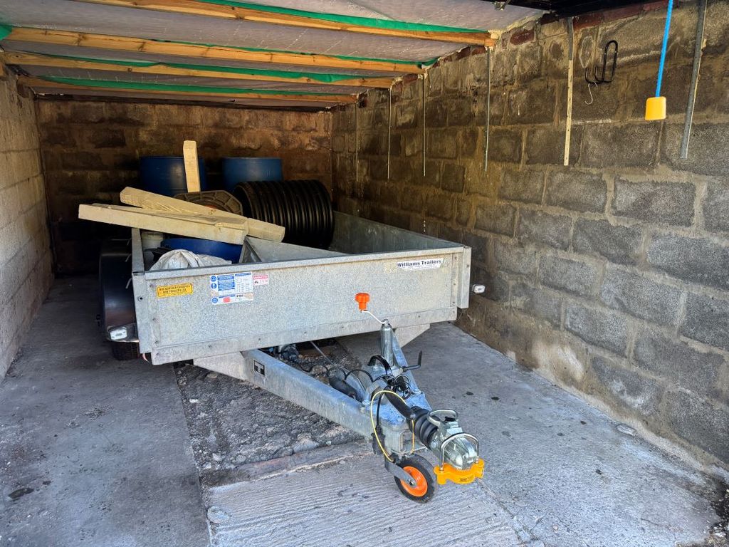 Property photo 3 of 3