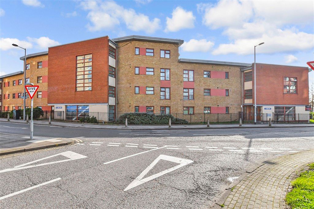 Property photo 2 of 10 External (Brochure)