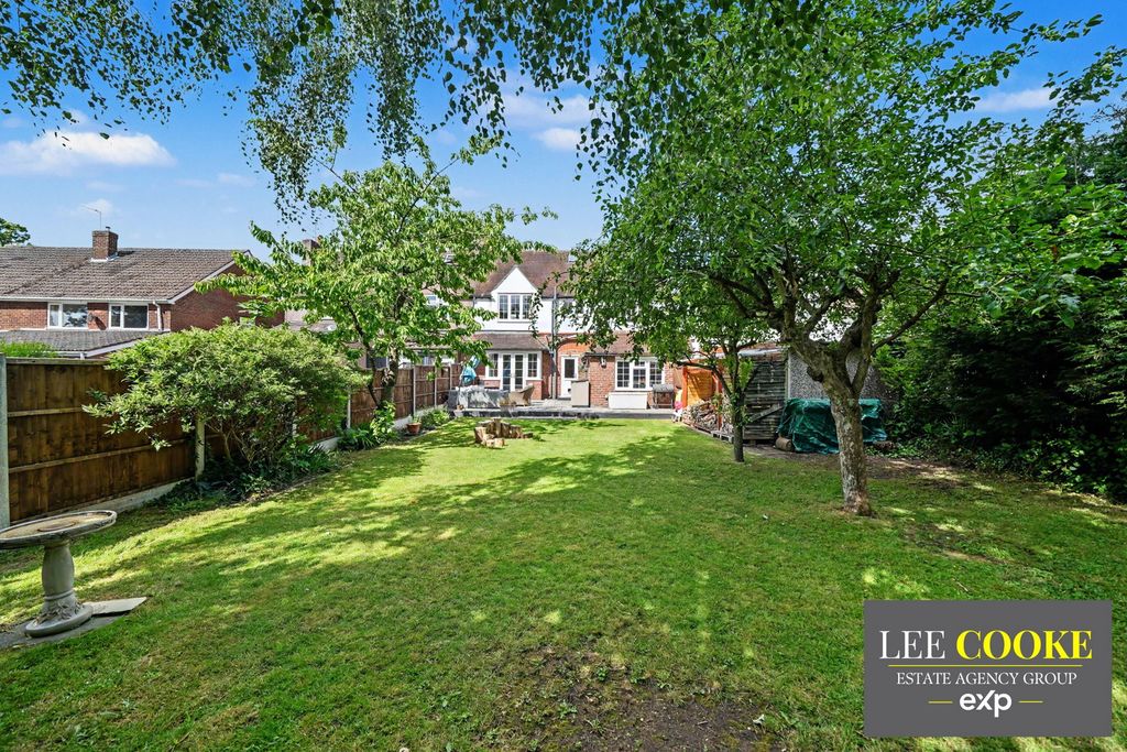 Property photo 3 of 45