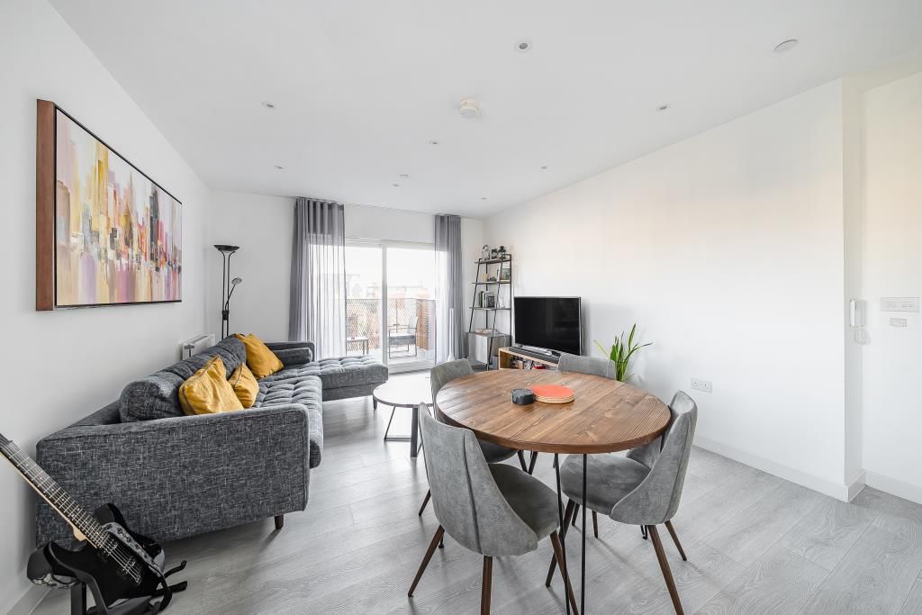 Property photo 2 of 20 Reception Room