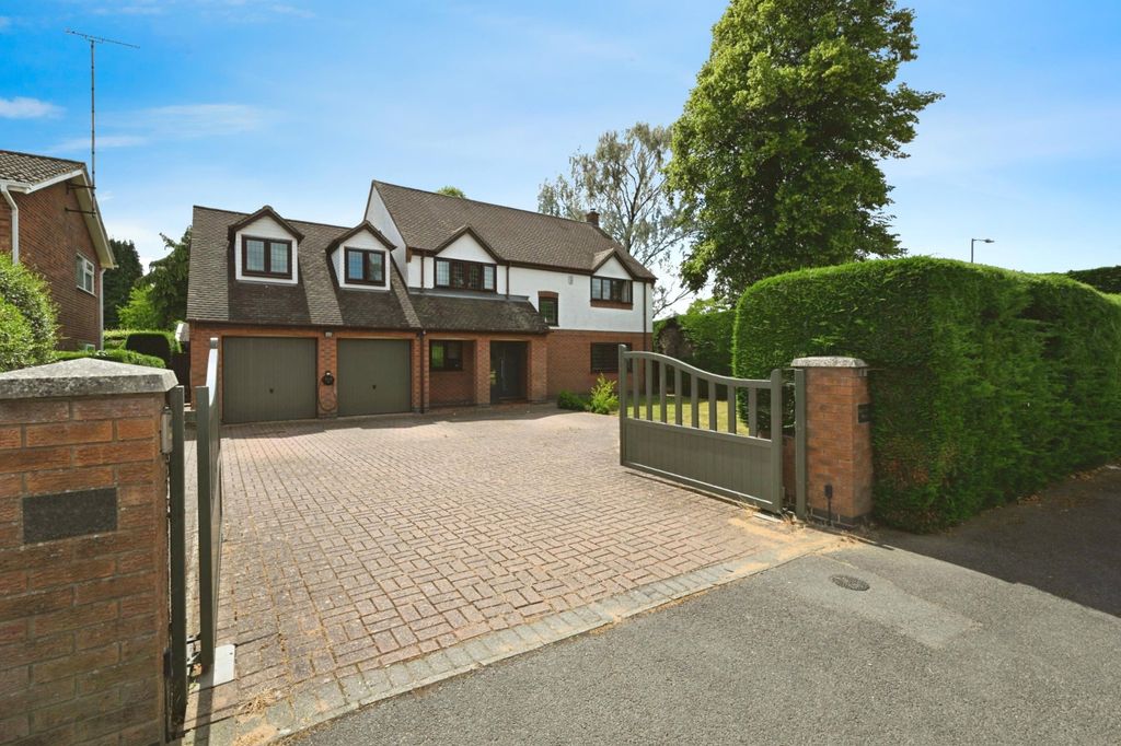 Property photo 1 of 30