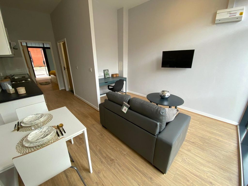 Property photo 3 of 8 Picture No. 20