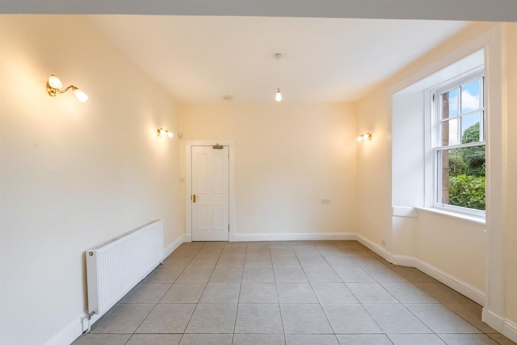 Additional image 4 of 4 bed link detached house for sale6 Albert Place, Stirling FK8
