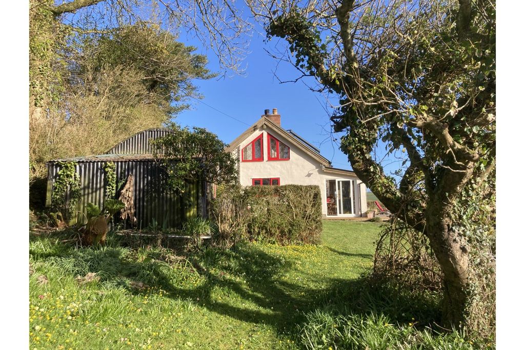 Property photo 3 of 50