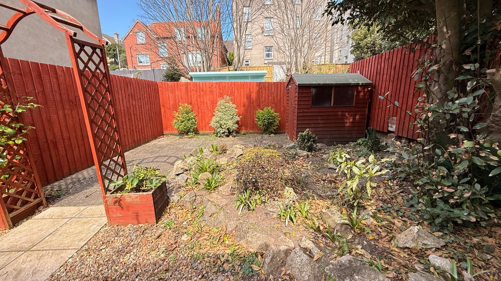 Property photo 2 of 24 Img_E3013