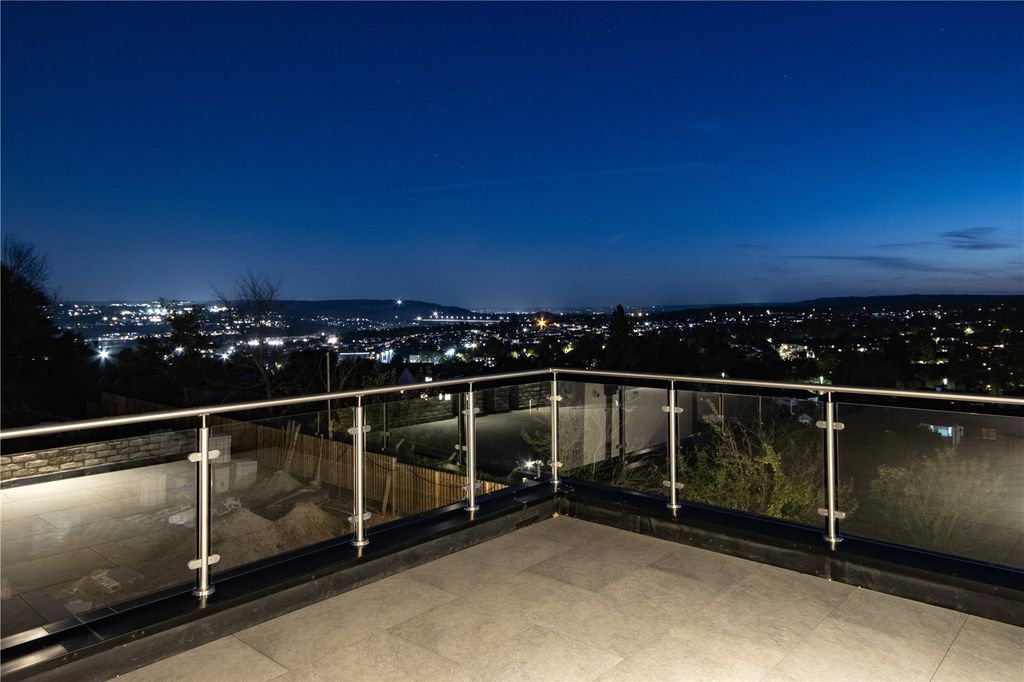 Property photo 3 of 28 Plot 1 Balcony