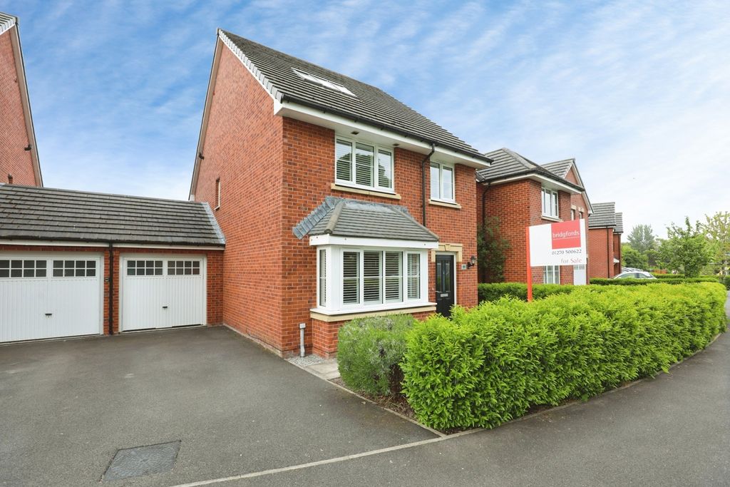 Property photo 1 of 19 Pbox-Img.Jpg
