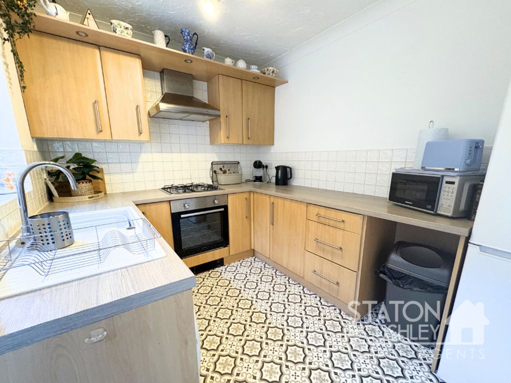 Property photo 2 of 26