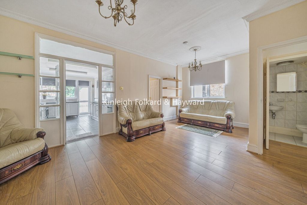 Property photo 1 of 13 Picture No. 02