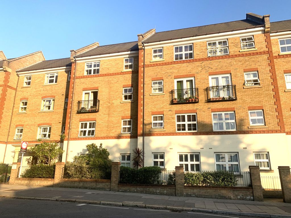 Property photo 1 of 9