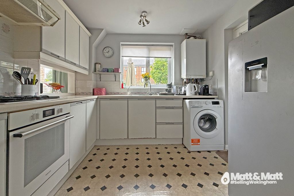 Property photo 3 of 9 5105326