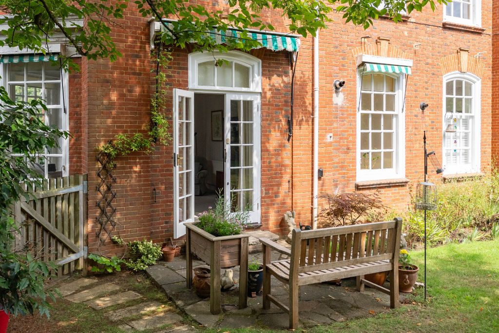 Property photo 1 of 12 Dsc06689