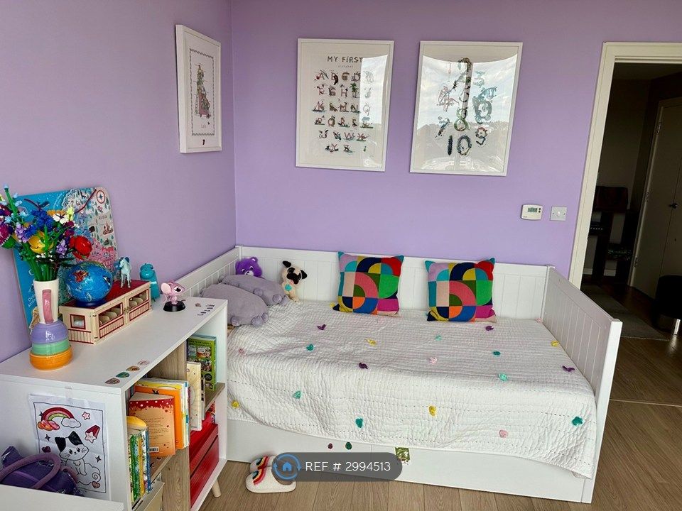 Property photo 3 of 12