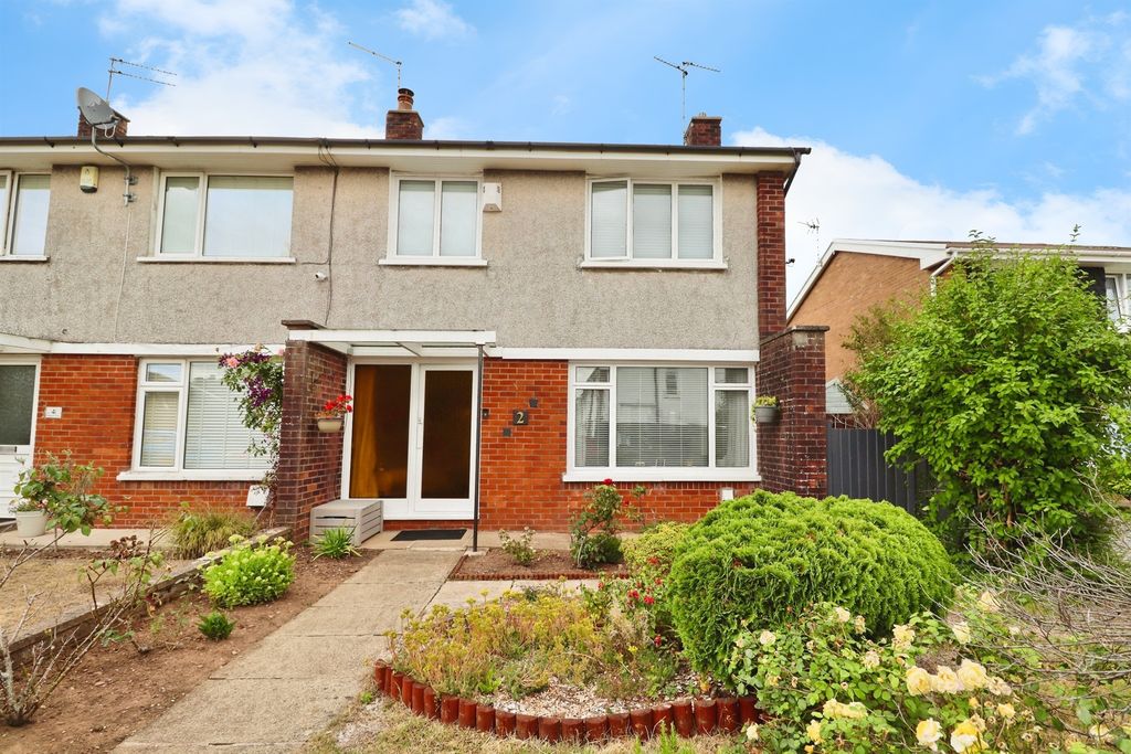 Property photo 1 of 17