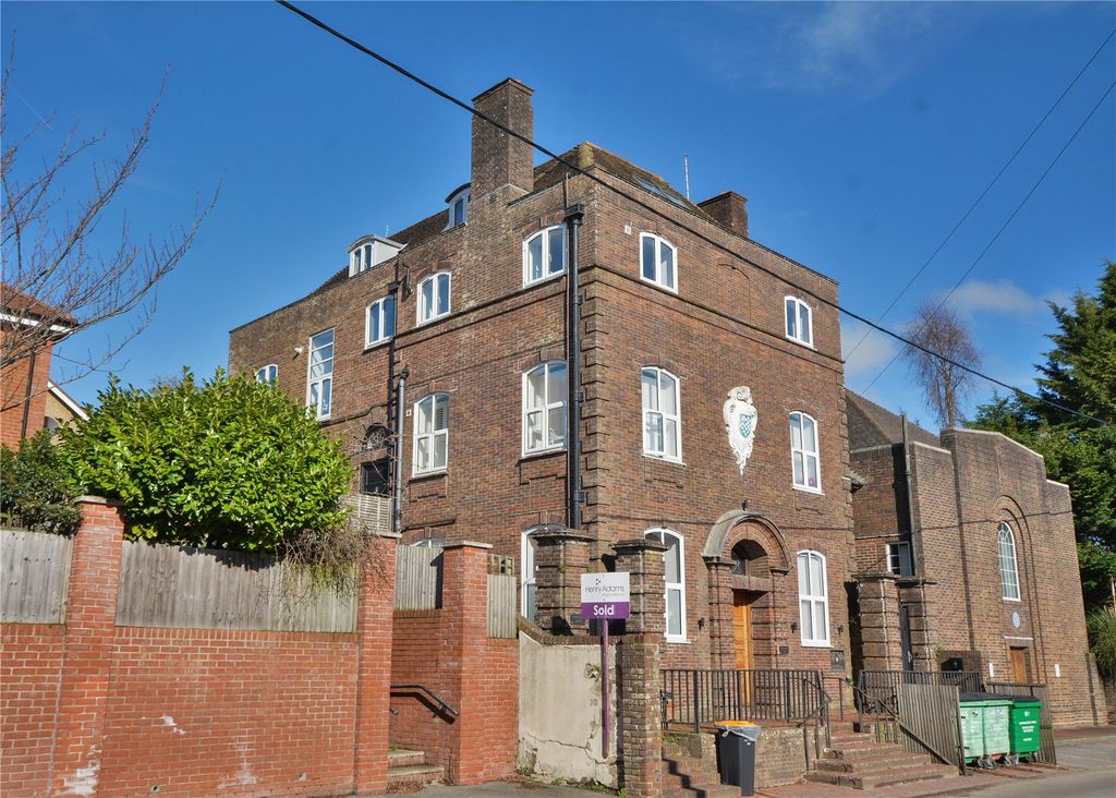 Property photo 1 of 19 Picture No. 20