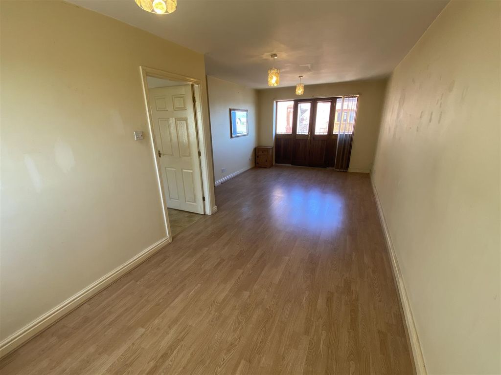 Property photo 2 of 10 Open Plan Living Area