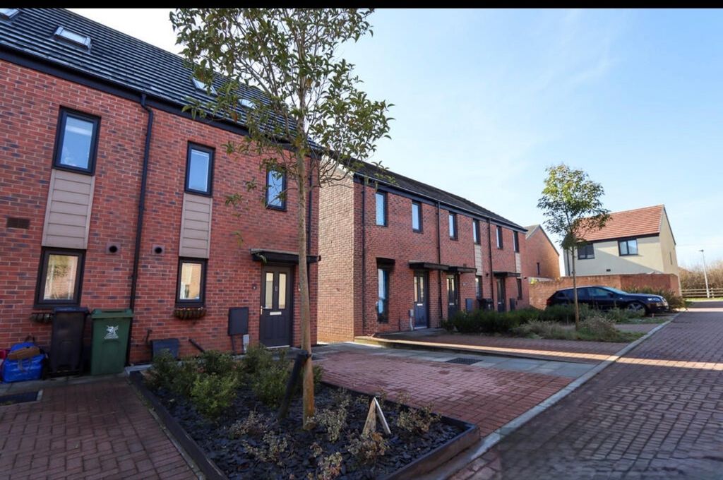 Property photo 3 of 19 Property