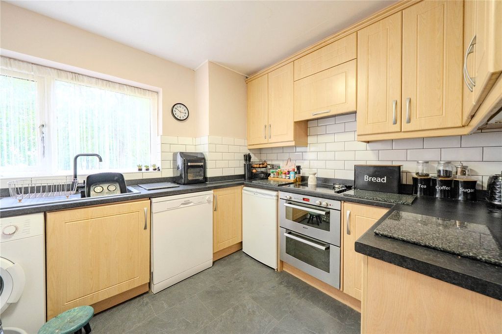 Property photo 3 of 11 Picture No. 11