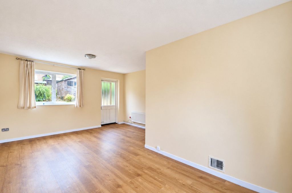 Property photo 3 of 16 Picture No. 07