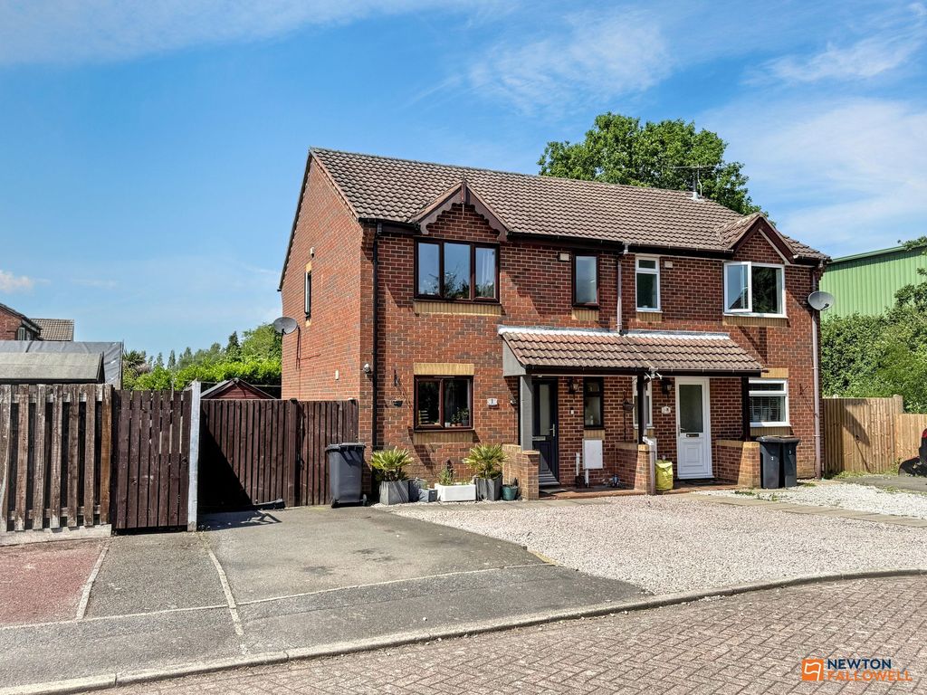Property photo 1 of 30
