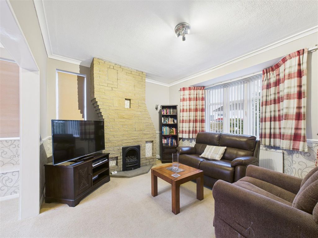 Property photo 2 of 12 Cam05451G0-Pr0072-Still016.Jpg