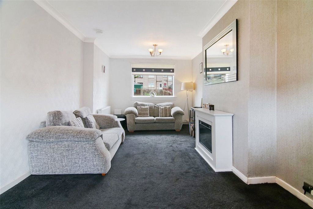 Property photo 3 of 21 Picture No. 05