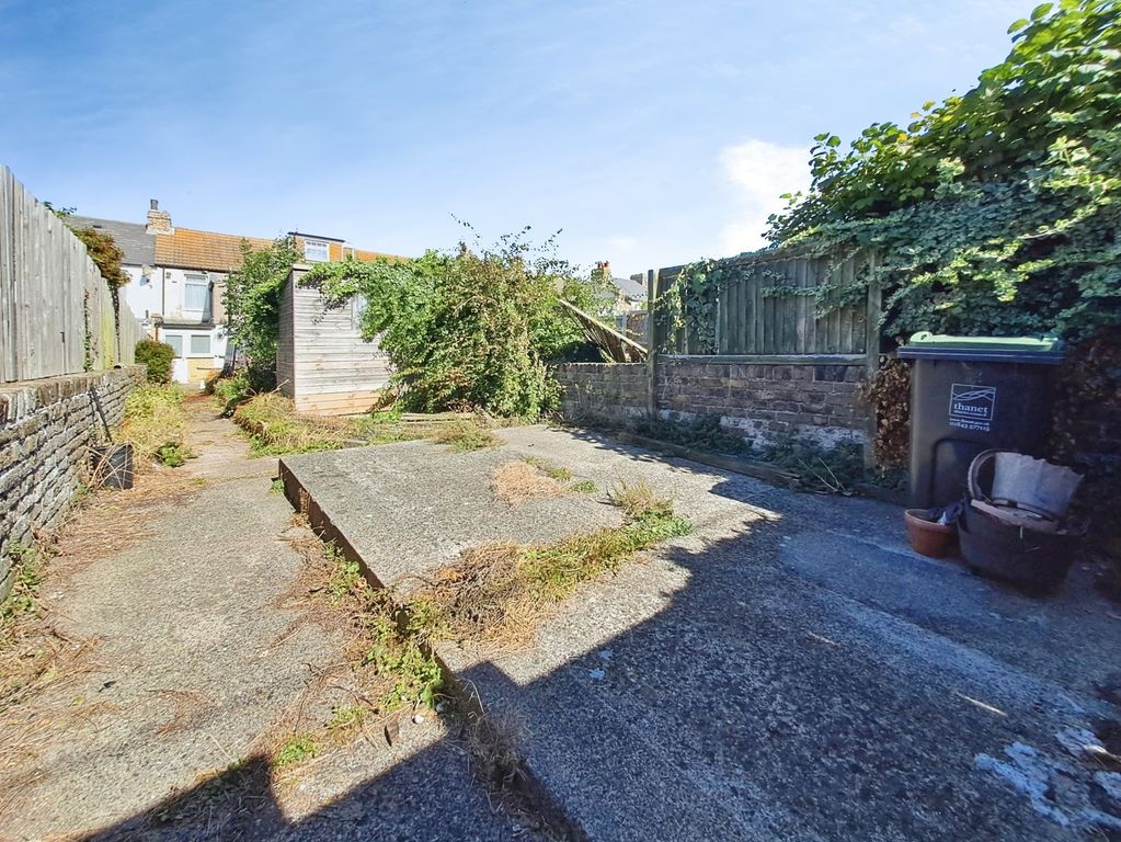 Property photo 3 of 15 Pbox-Img.Jpg
