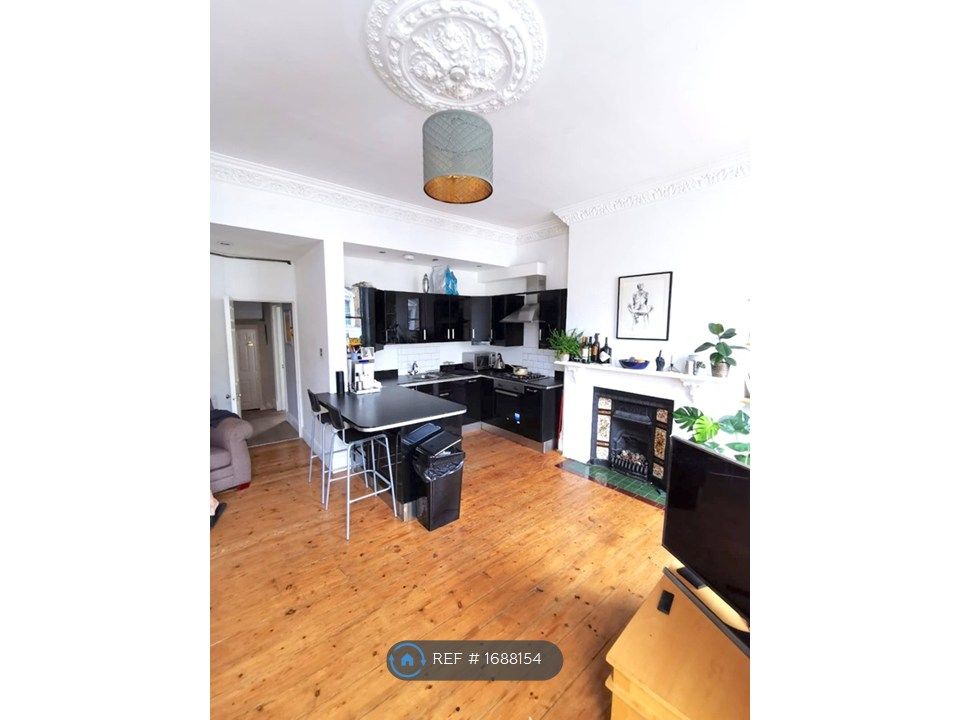 Property photo 1 of 27