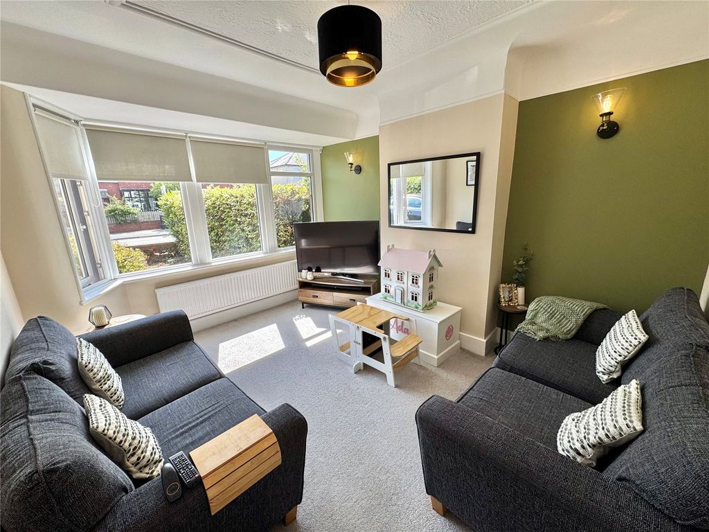 Property photo 3 of 18 Picture No. 17