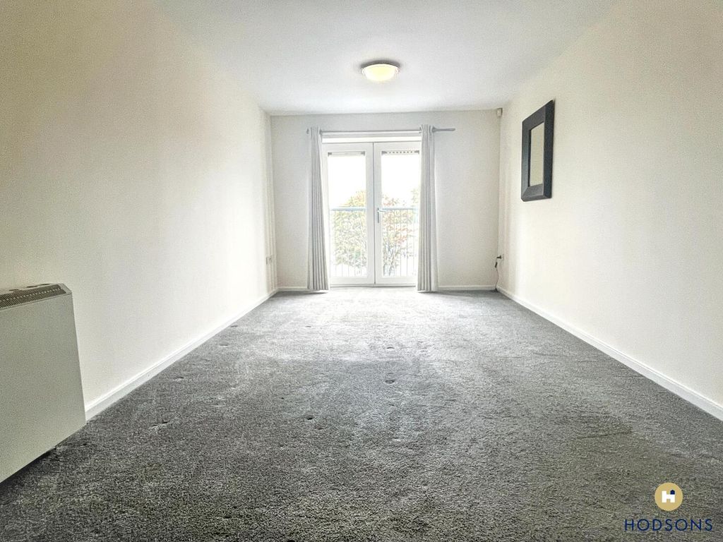 Property photo 3 of 6 Living Room