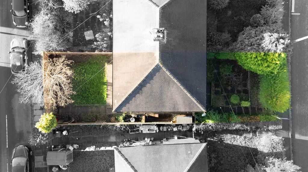 Property photo 3 of 22