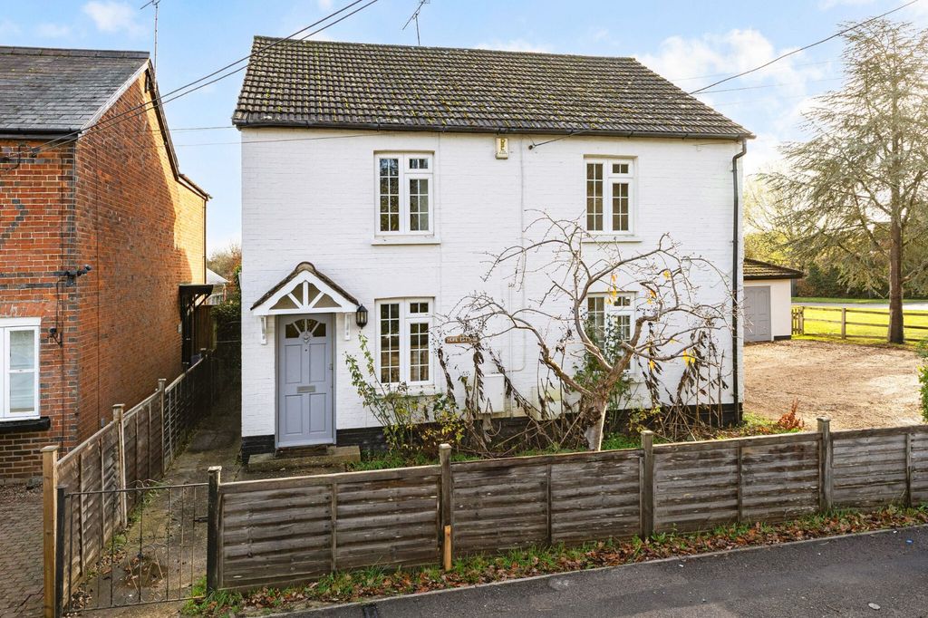 Property photo 1 of 28 Picture No. 11