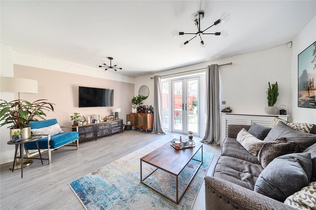 Property photo 2 of 23 Picture No. 02