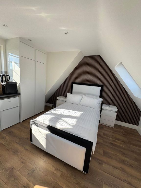 Property photo 2 of 12 Picture No. 07