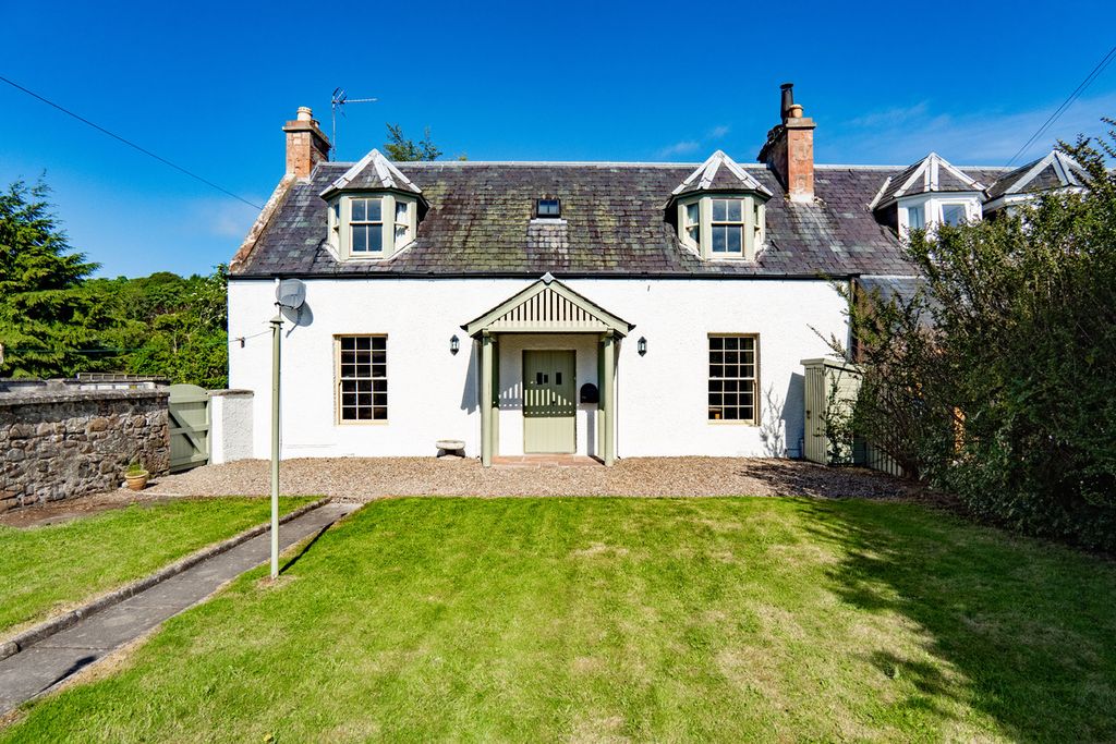 Property photo 1 of 35