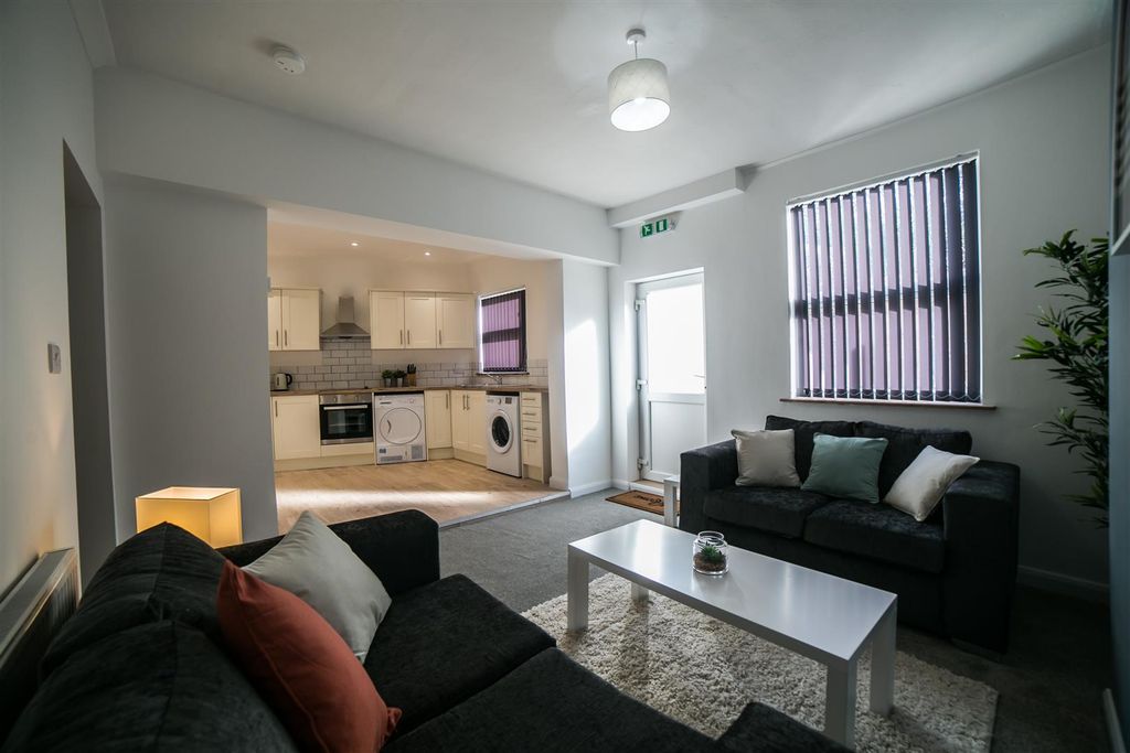 Property photo 3 of 21 Rf9A7107.Jpg