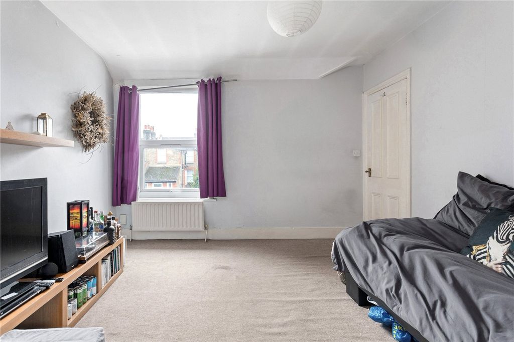 Property photo 3 of 10 Picture No. 10