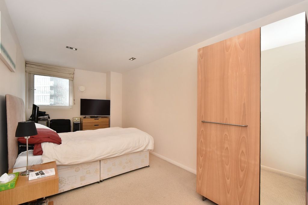 Property photo 3 of 7