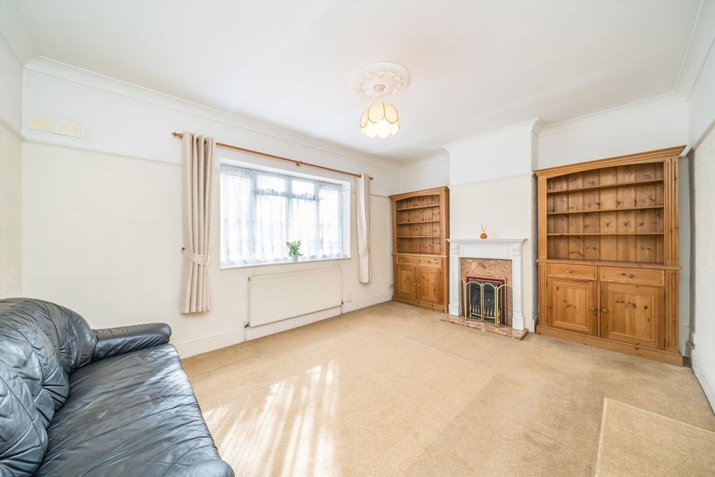 Property photo 2 of 5