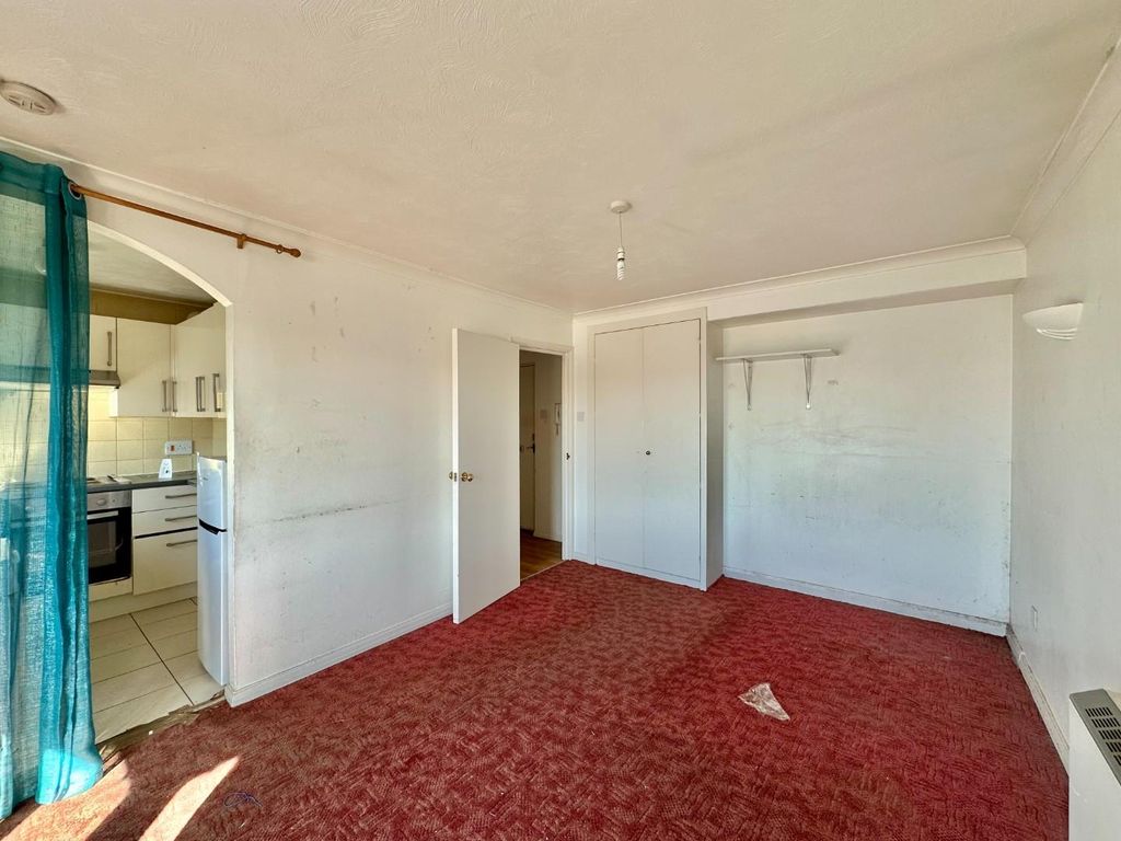 Property photo 3 of 10 Img_1980.Jpg