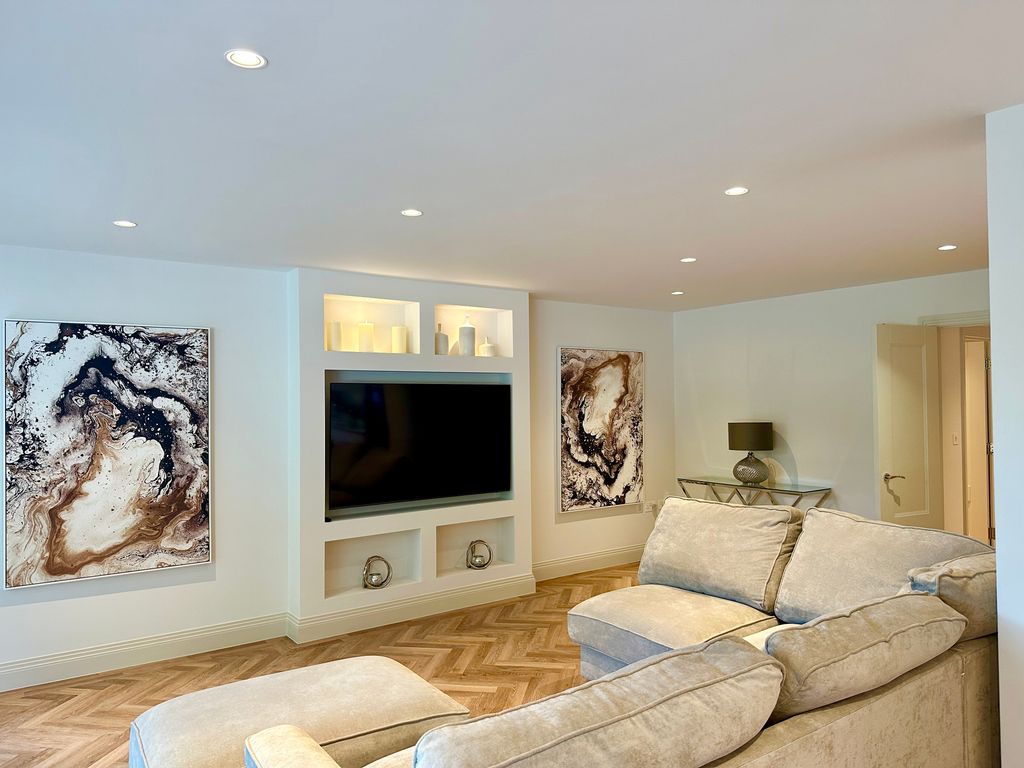 Property photo 1 of 18 Img_2239