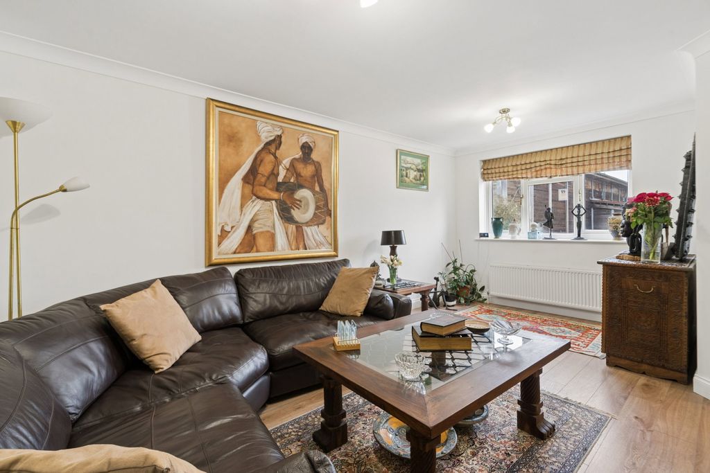 Property photo 2 of 14