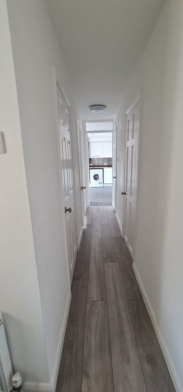 Property photo 3 of 8 Hallway