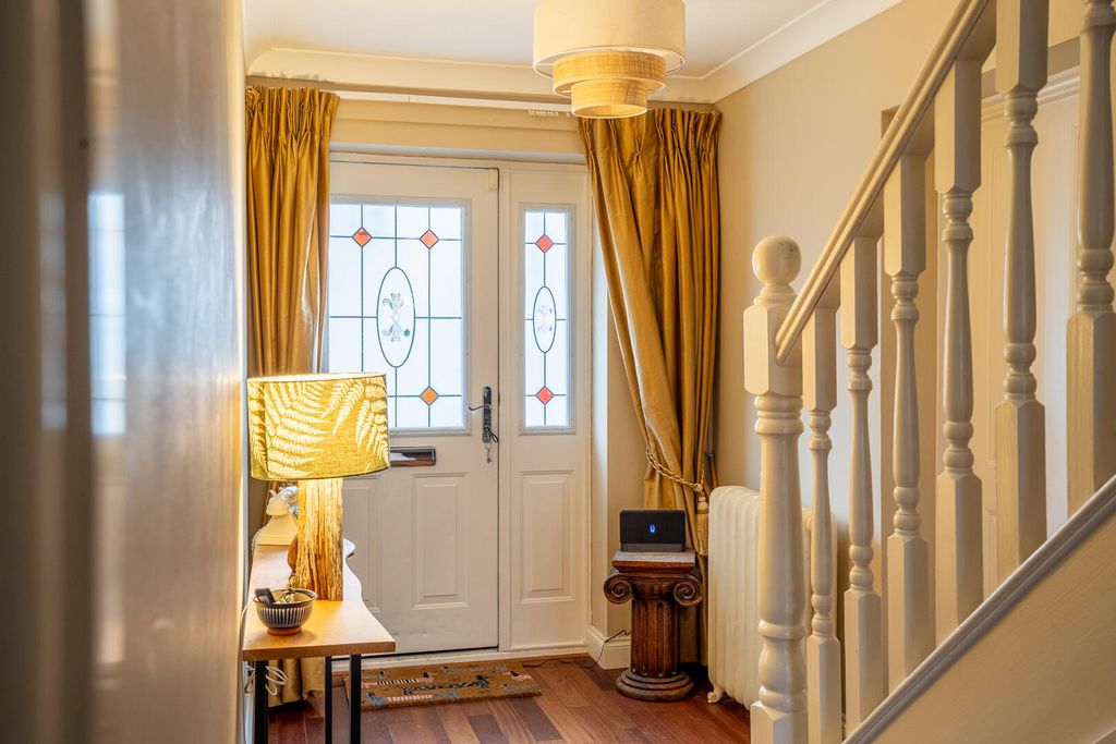 Property photo 3 of 15 Hallway